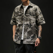 Load image into Gallery viewer, men hawaiian camouflage shirt